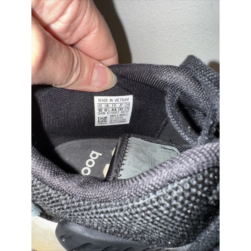 Adidas NMD R2 Core Black 2018 Size 10 Men's‎ Run Walk Track